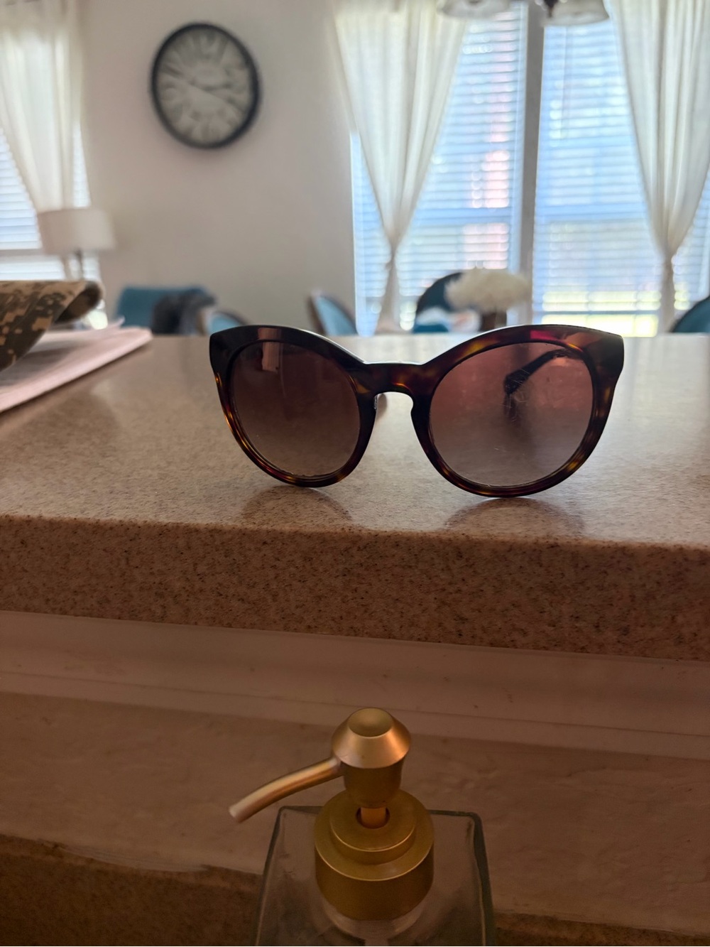 D & G Tortoiseshell Cat-Eye Sunglasses - Brown Lenses